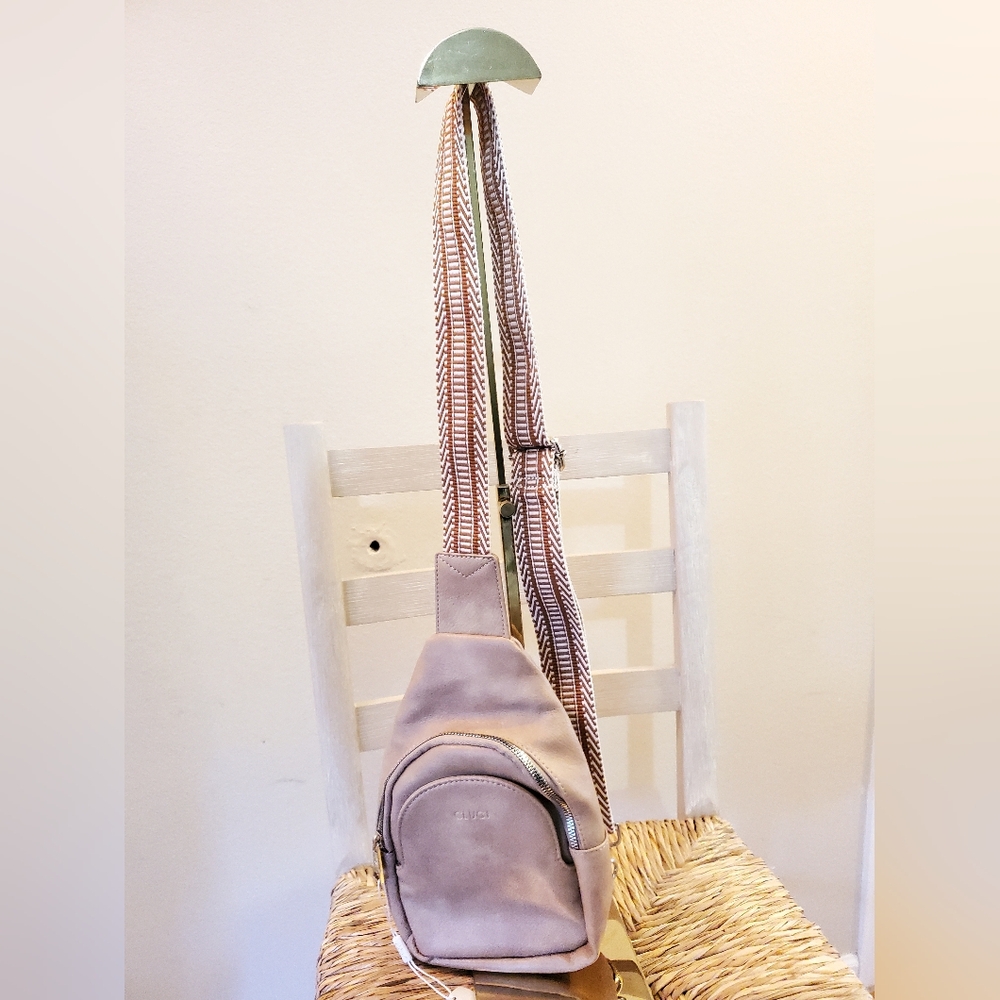 Cluci Sling Small Vegan Leather Crossbody Bag
